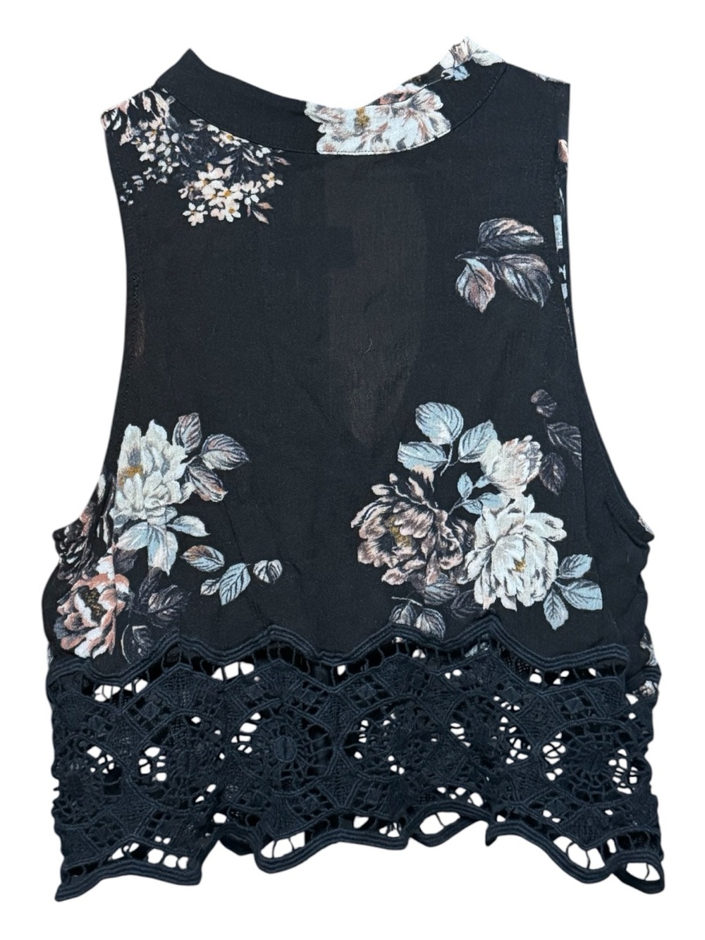 Kendall & Kylie Black w/cream Floral Top